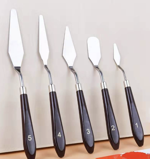 Palette knives and mixing tools
