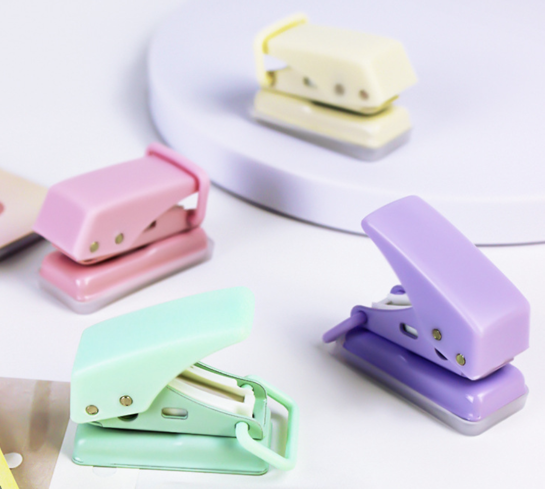 Shrink Art Hole Punch